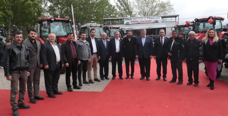 AK Parti Tarım ve Hayvancılık Fuarına Ziyaret Gerçekleştirdi